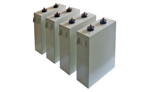 如何區(qū)分電容器的正負(fù)極？